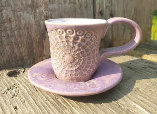 kubek-z-podstawka-lawendowa-rozkosz-espresso-rekodzielo-100ml-fiolet-mandala-ceramika-artystyczna-handmade.jpg