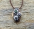 zawieszka-naszyjnik-mechaniczna-symfonia-szmaragd-tanzanit-topaz-bialy-stal-chirurgiczna-rekodzielo-drewniana-bizuteria-handmade-4.jpg