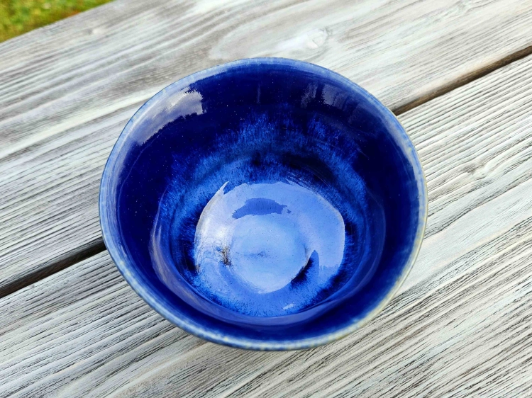 czarka-ceramiczna-matcha-nocna-glebia-rekodzielo-granat-2.jpg
